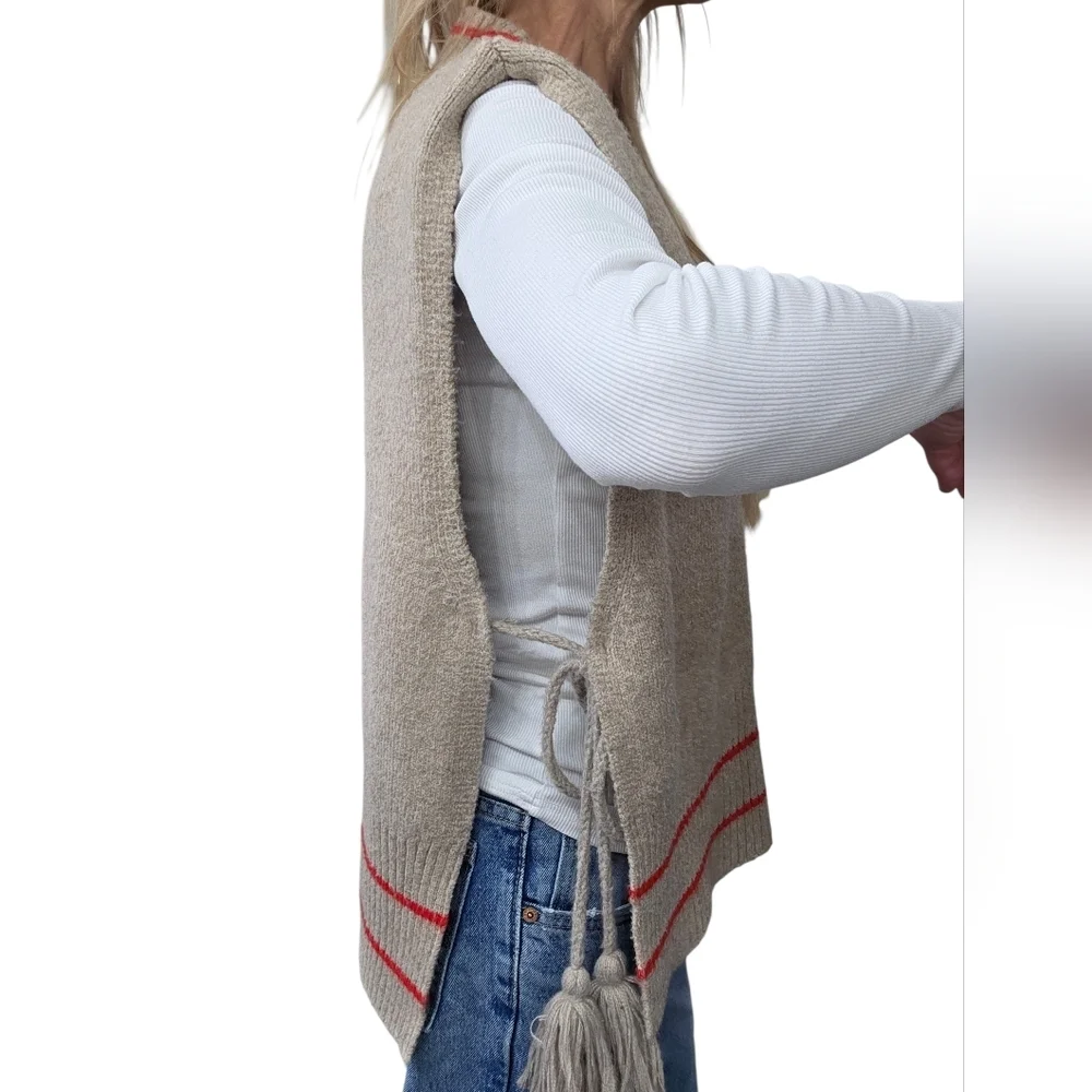 Free People One Size Oversized Sweater Vest Side Tie Boho Preppy Layering Knit